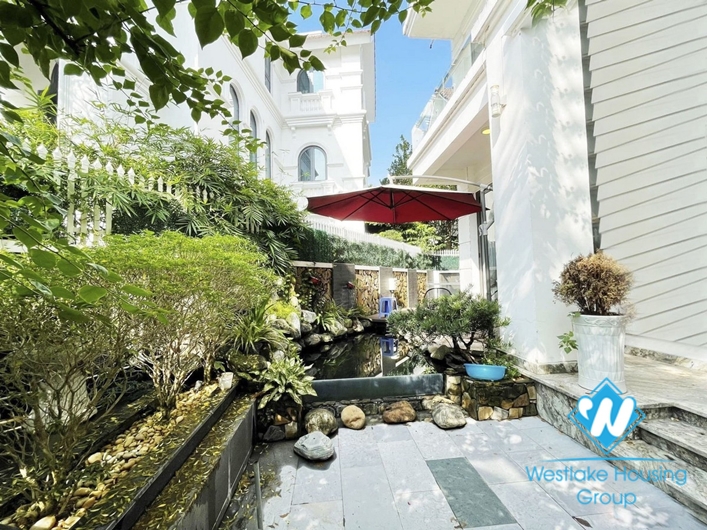 Pool villas for rent at Vinhome Riverside Long Bien Ha Noi